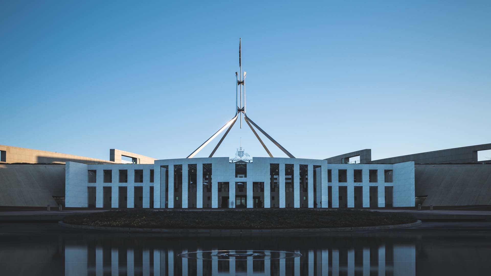 AUS_E_698402570_1920x1080