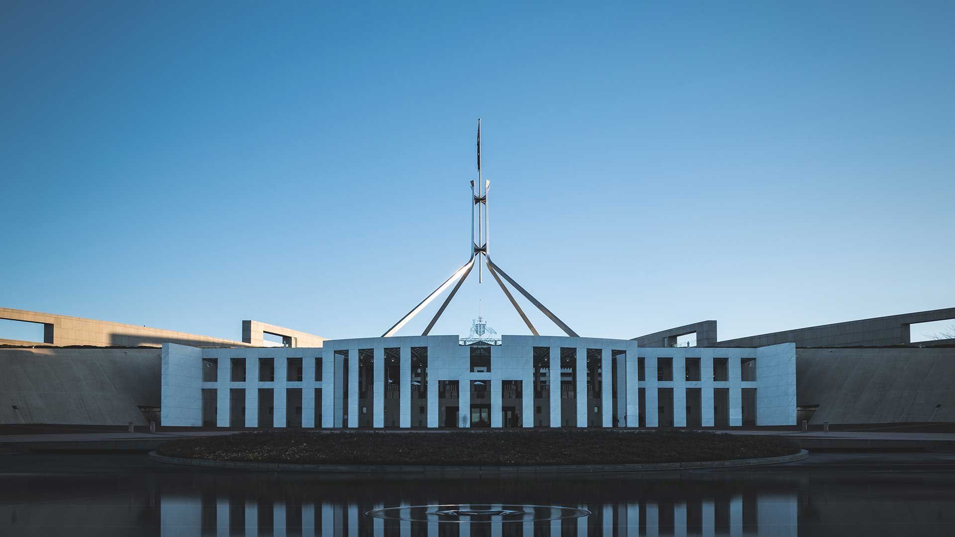 AUS_E_698402570_1920x1080